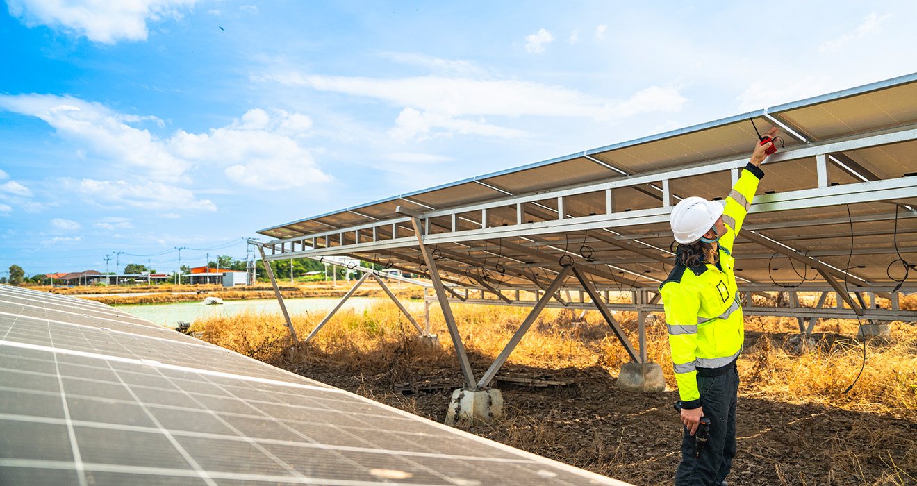 Key Factors That Determine the Lifespan of Solar Mounting Structures